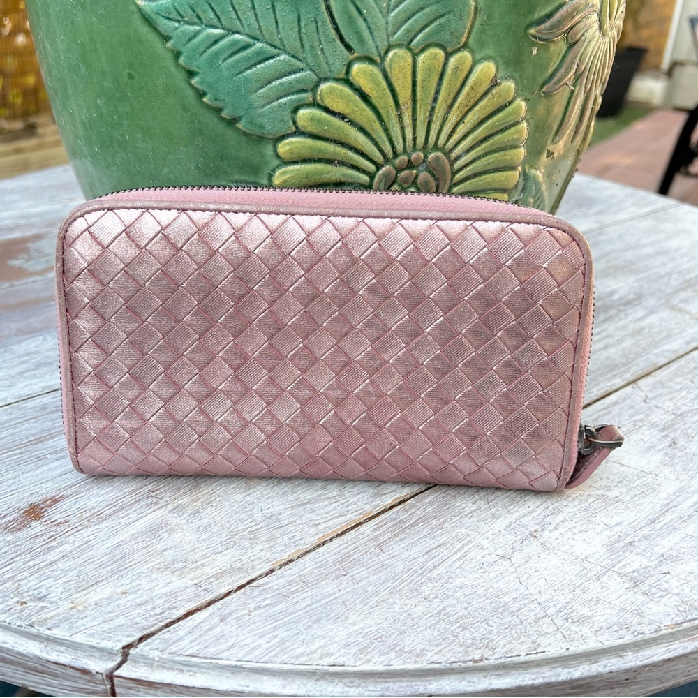 Bottega Veneta Metallic Pink Intrecciato Calfskin Leather Zip Around Wallet